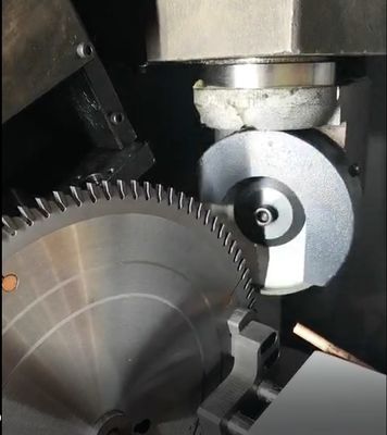 CNC-Präzisionsmaschine zur Schleifmaschine / Schleifmaschine mit Kreislaufsäge